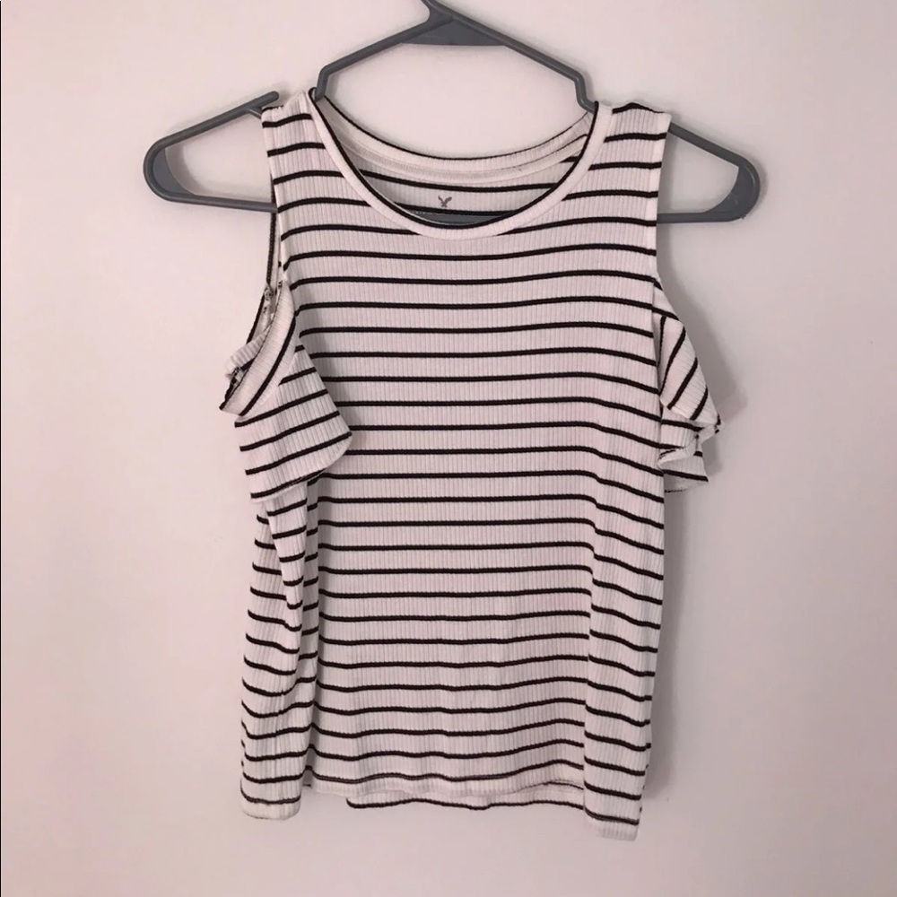 ☆ aeo cold Shoulder tank ☆